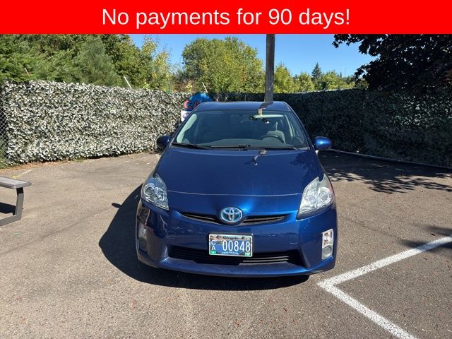 2011 Toyota Prius Two photo 2