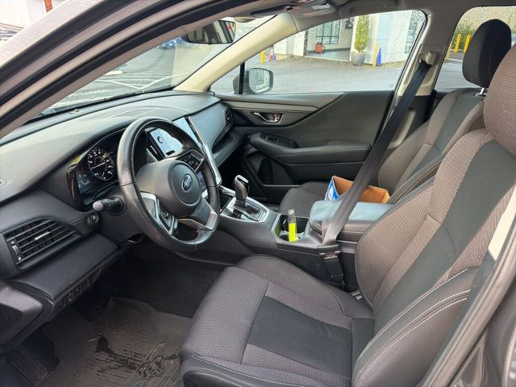 Used 2022 Subaru Outback Premium SUV