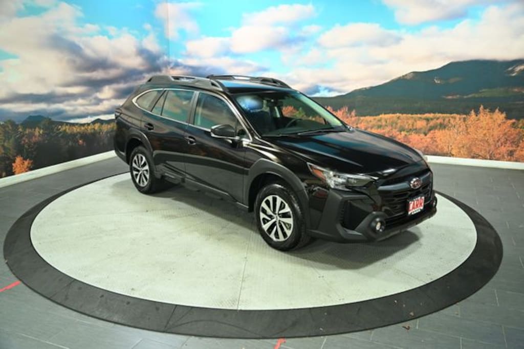 Used 2025 Subaru Outback 2.5i SUV