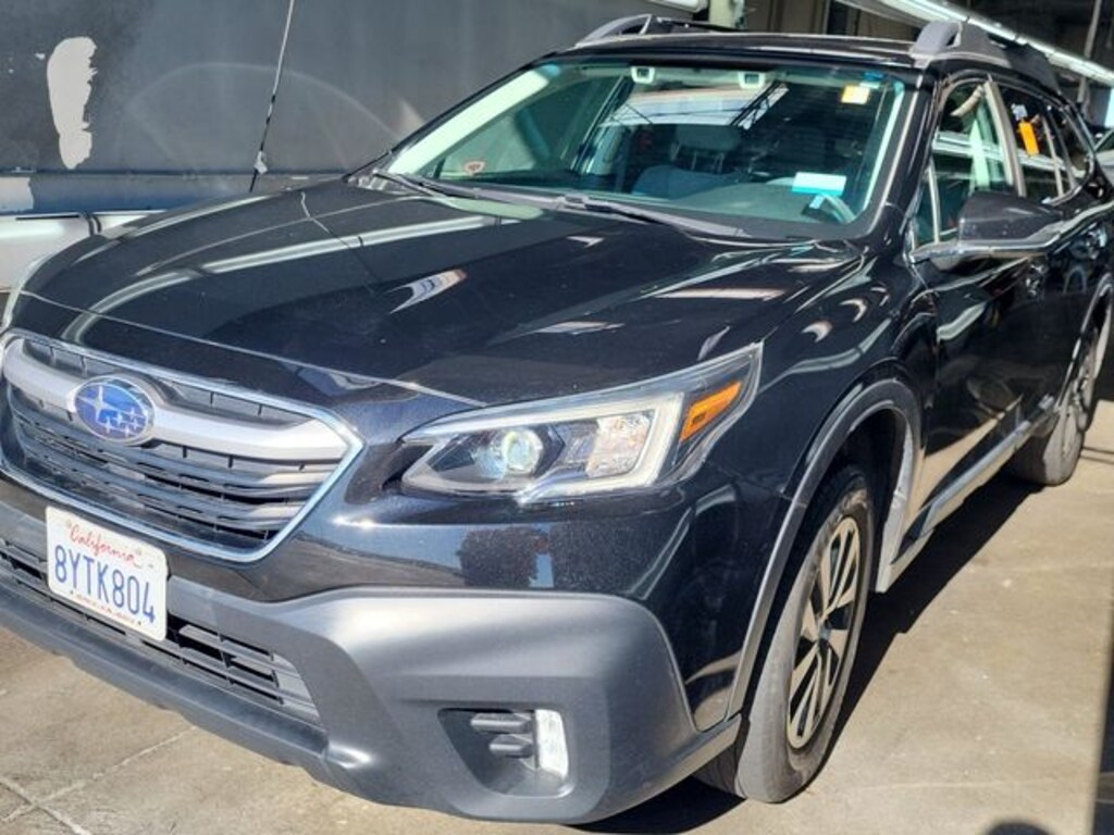 Used 2022 Subaru Outback Premium SUV