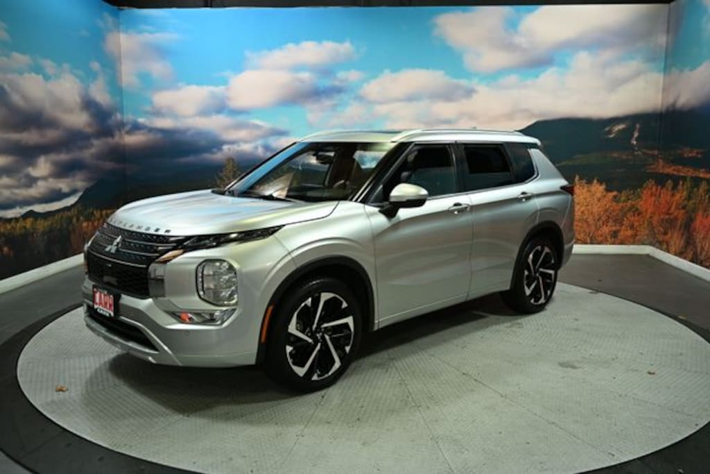 Used 2022 Mitsubishi Outlander SEL SUV