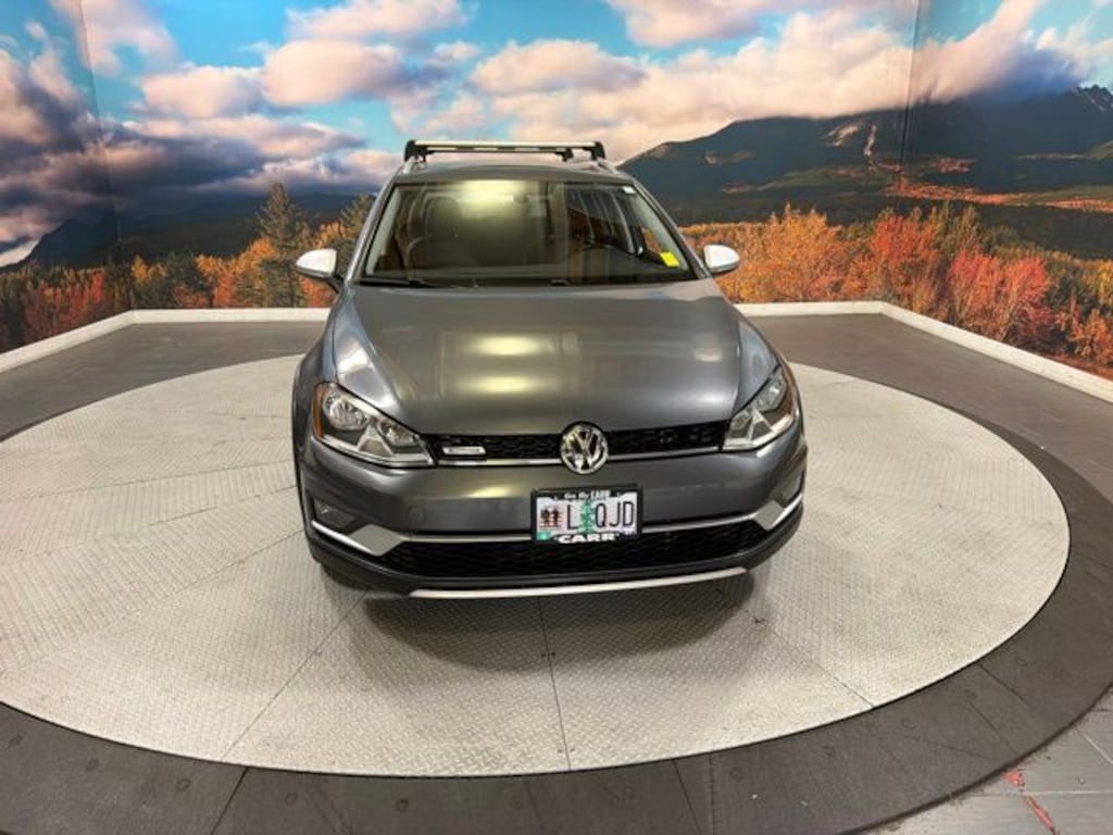 Used 2017 Volkswagen Golf Alltrack TSI SEL Wagon