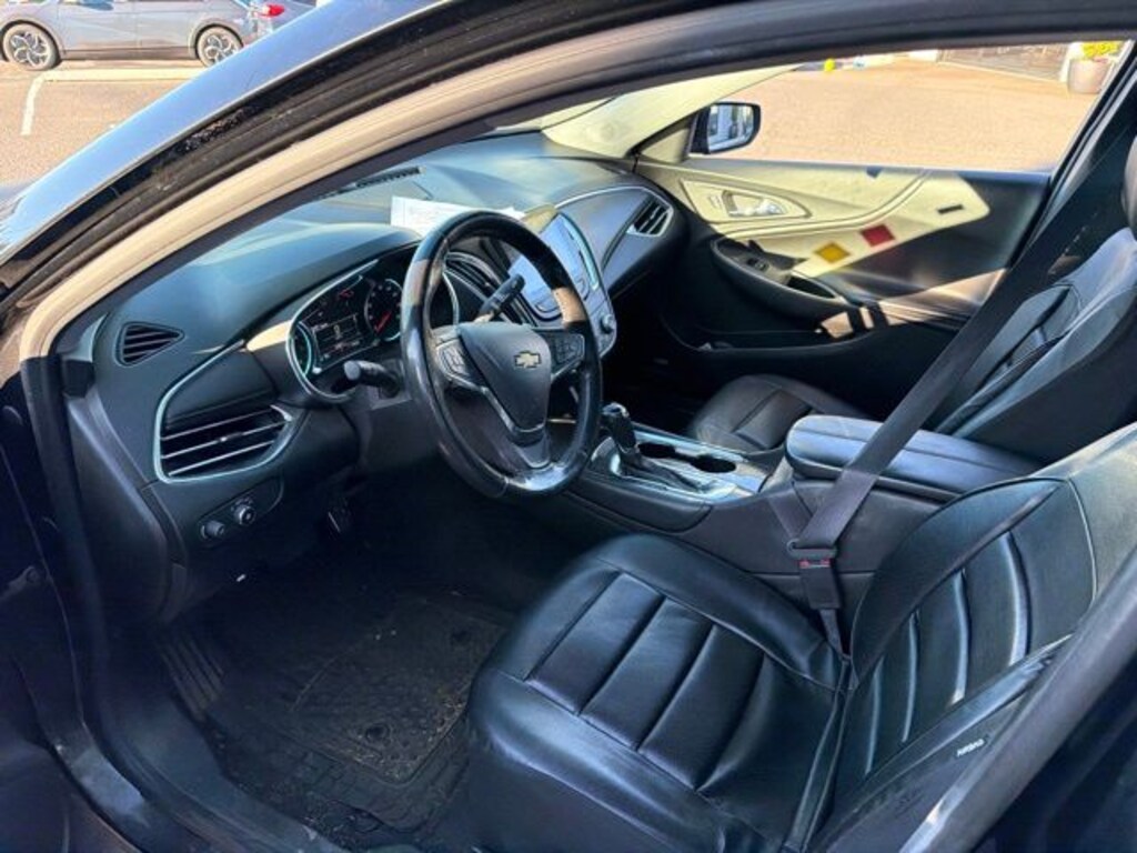 Used 2017 Chevrolet Malibu LT Sedan