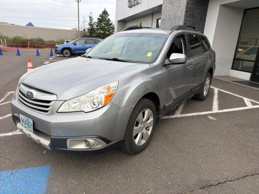 Used 2010 Subaru Outback 2.5i SUV