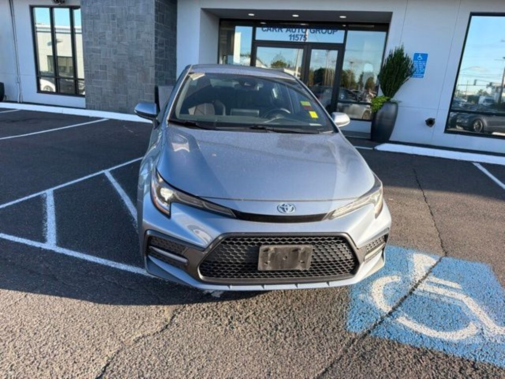 Used 2020 Toyota Corolla SE Sedan