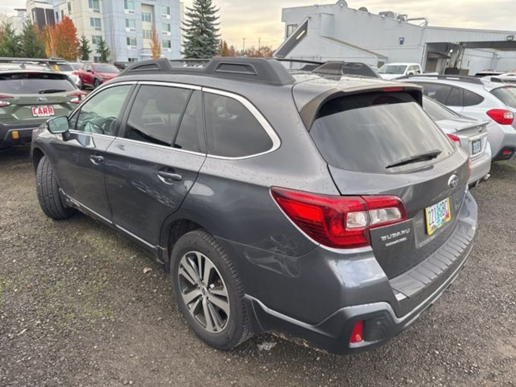 Used 2018 Subaru Outback 2.5i SUV