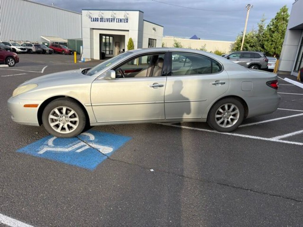 Used 2004 Lexus ES 330 Sedan