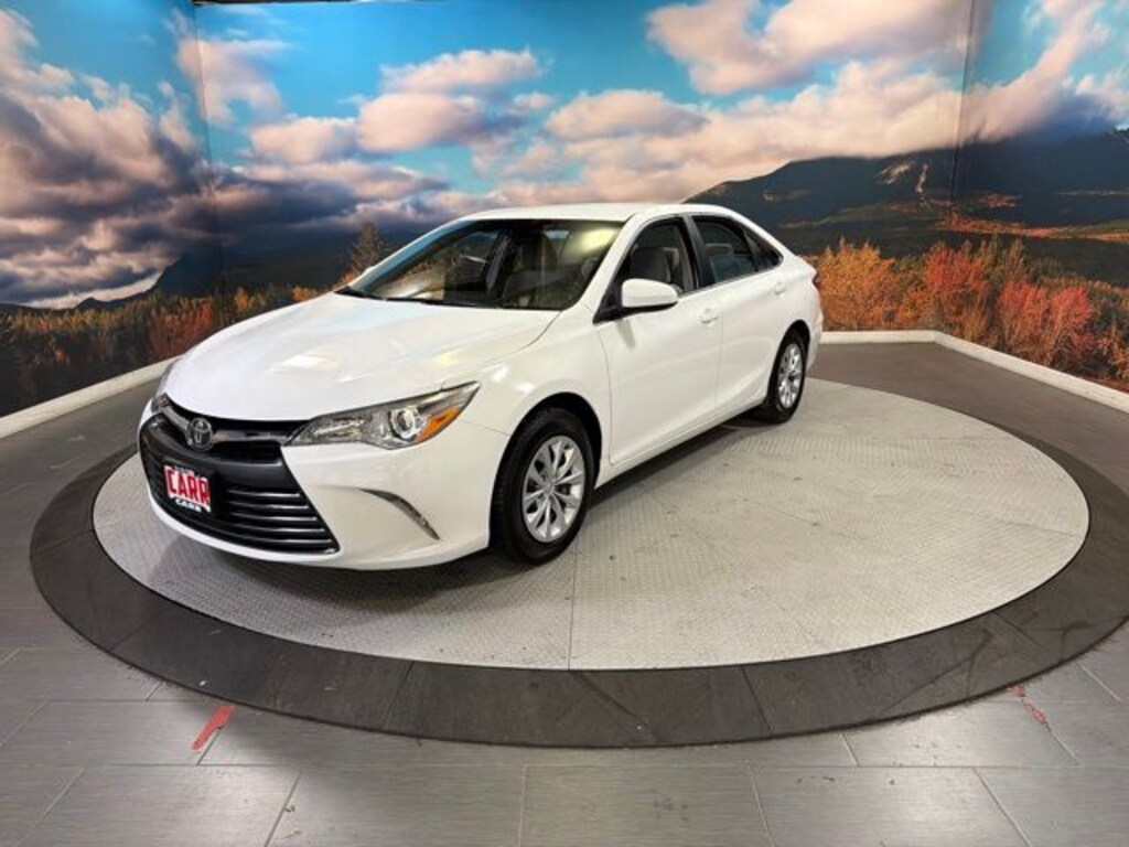 Used 2016 Toyota Camry LE Sedan