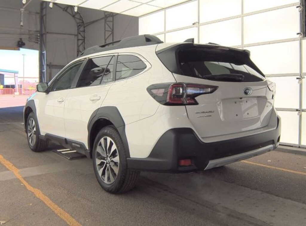 Used 2024 Subaru Outback Limited SUV