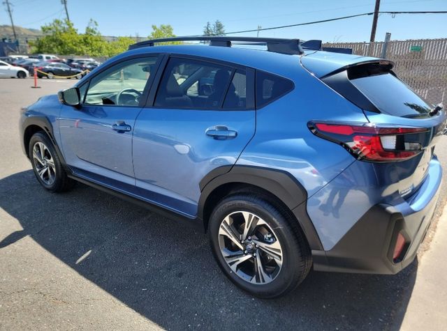 2024 Subaru Crosstrek Premium photo 4