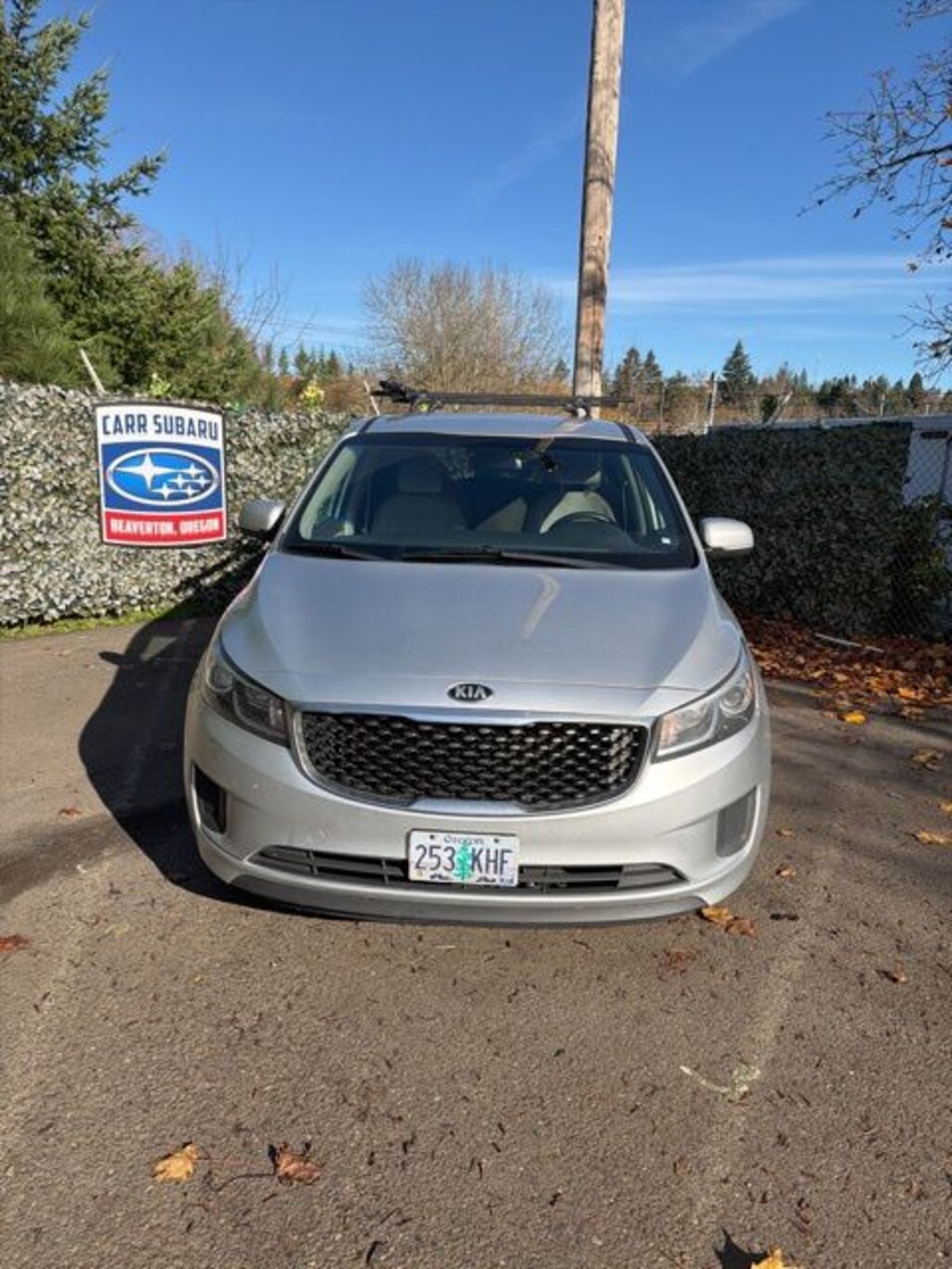 Used 2017 Kia Sedona LX Minivan/Van