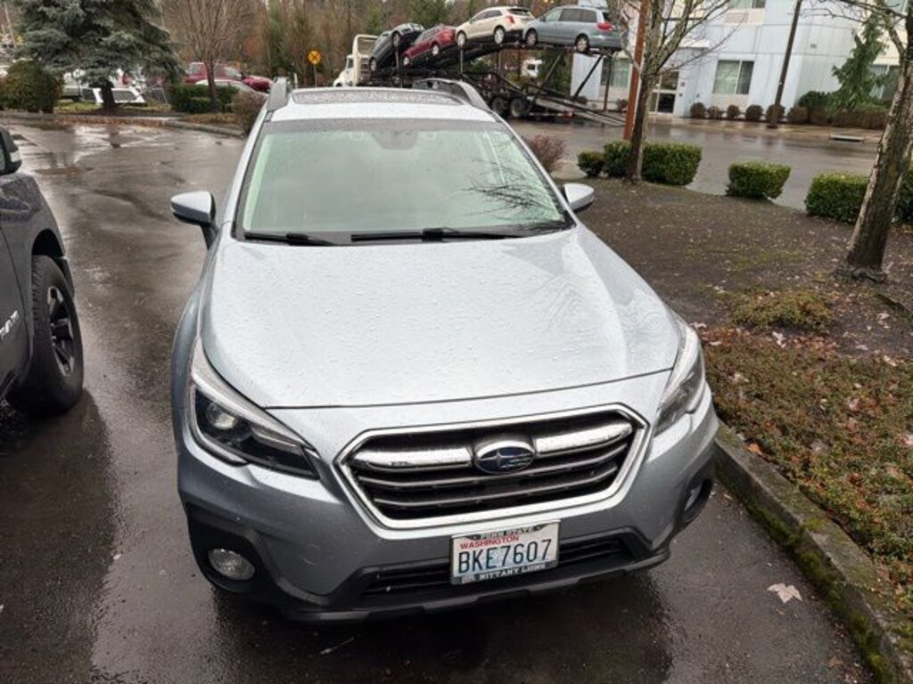Used 2018 Subaru Outback 2.5i SUV