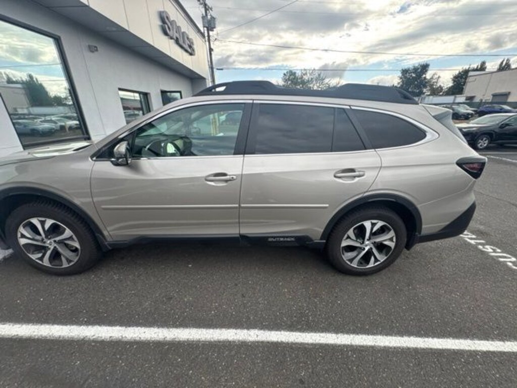 Used 2020 Subaru Outback Limited SUV