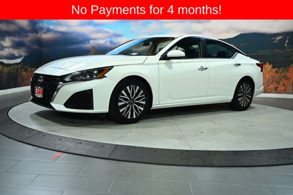 Used 2023 Nissan Altima 2.5 SV Sedan