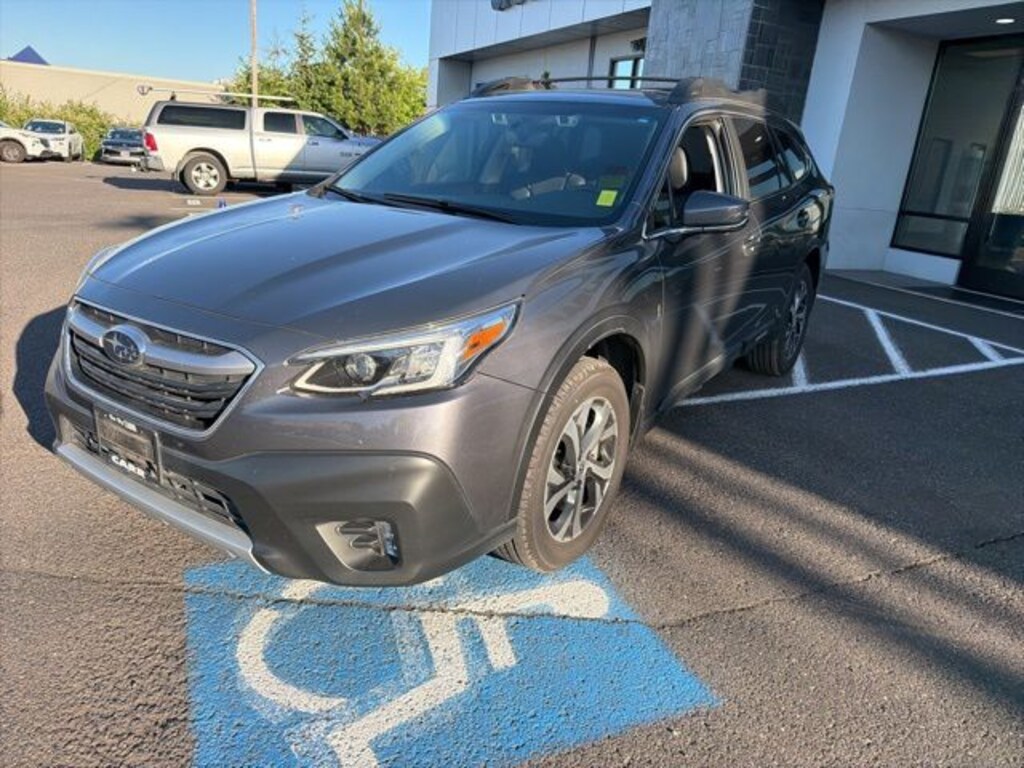 Used 2022 Subaru Outback Limited SUV