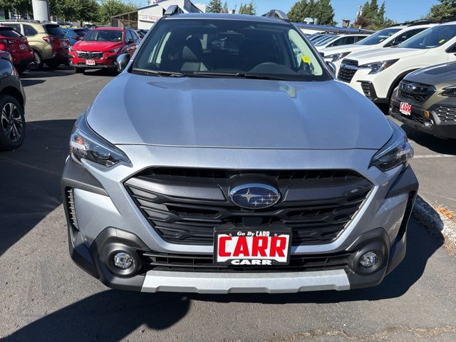 2025 Subaru Outback Touring's photo