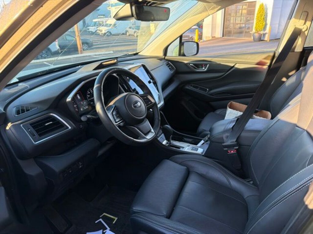 Used 2023 Subaru Ascent Limited SUV