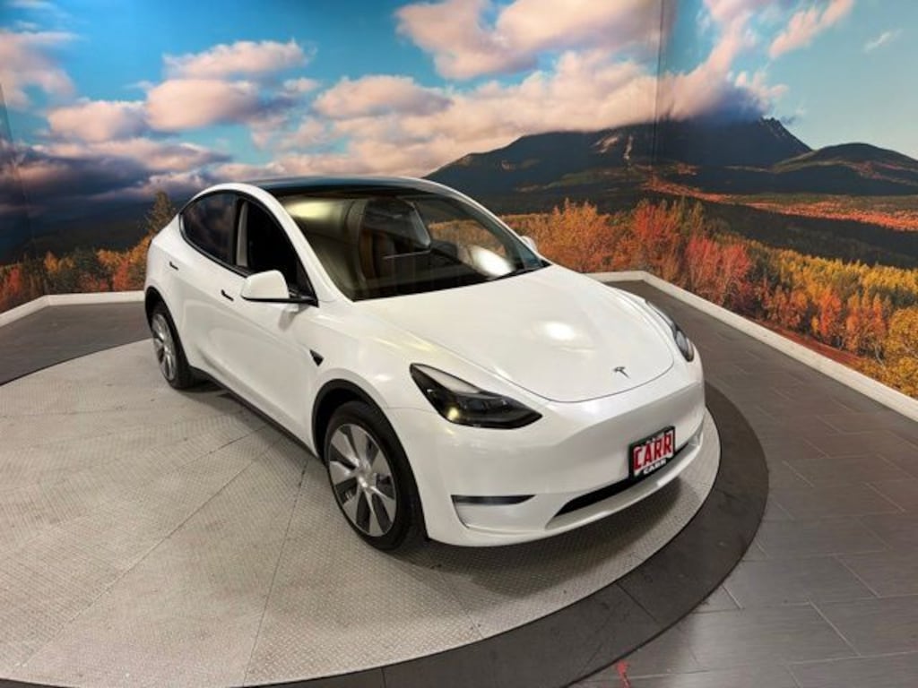 Used 2023 Tesla Model Y Long Range SUV