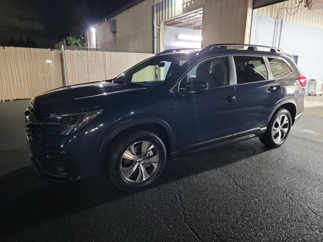 2024 Subaru Ascent Premium photo 2