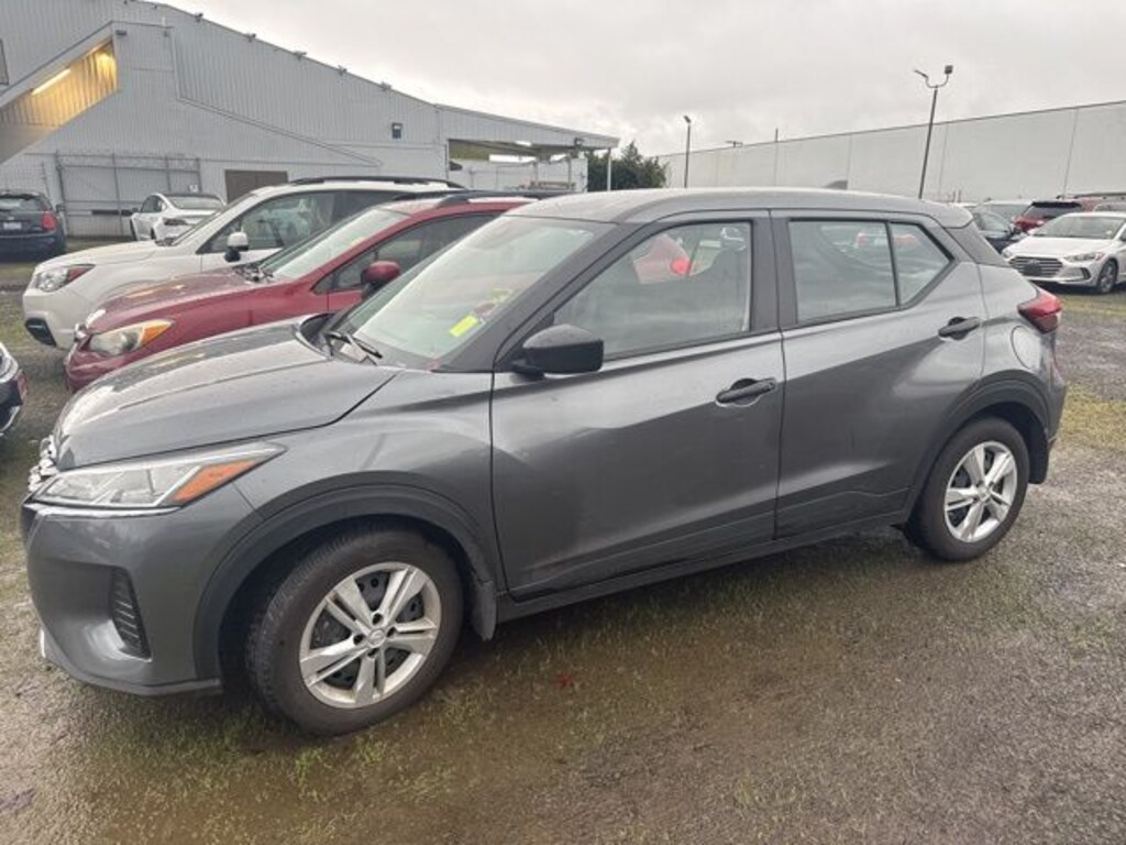 Used 2024 Nissan Kicks S SUV