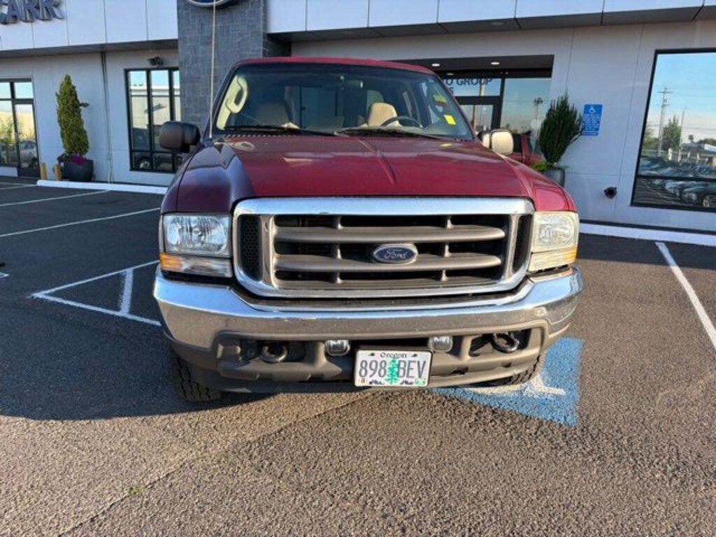 Used 2004 Ford F-250SD Lariat Truck