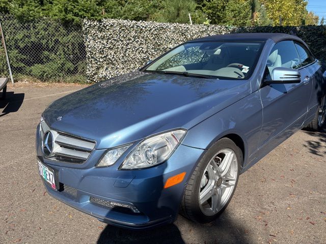 2011 Mercedes Benz E 350 photo 3