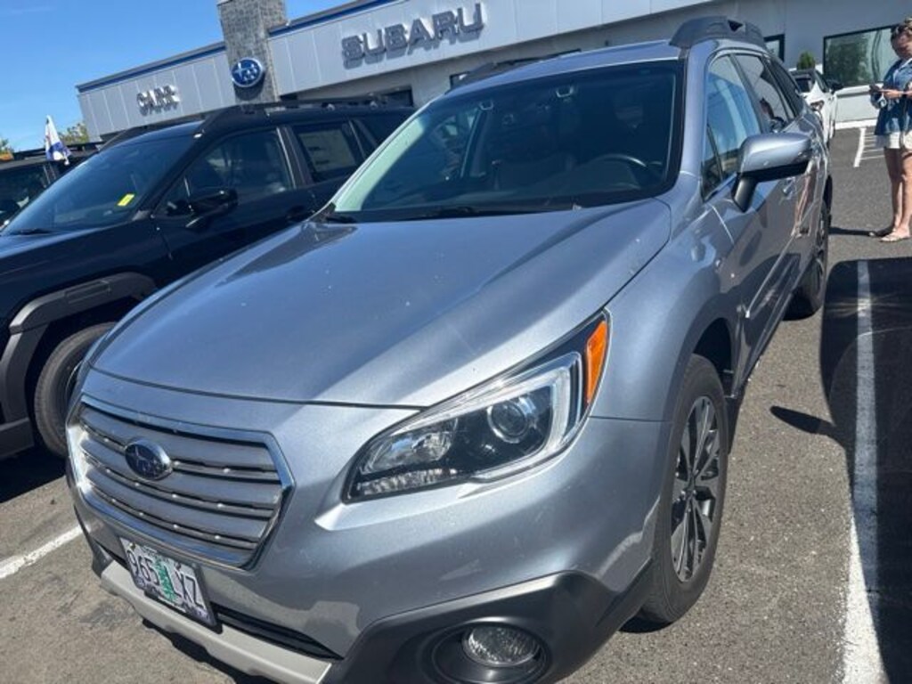 Used 2017 Subaru Outback 3.6R SUV