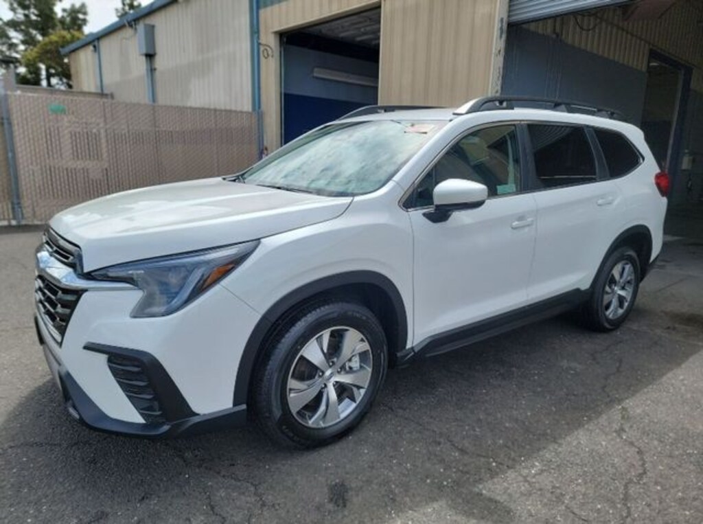 Used 2024 Subaru Ascent Premium SUV