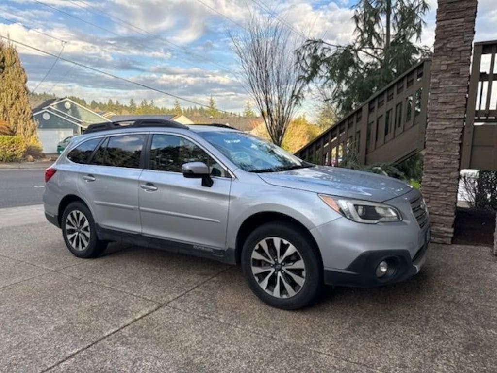 Used 2017 Subaru Outback 2.5i SUV