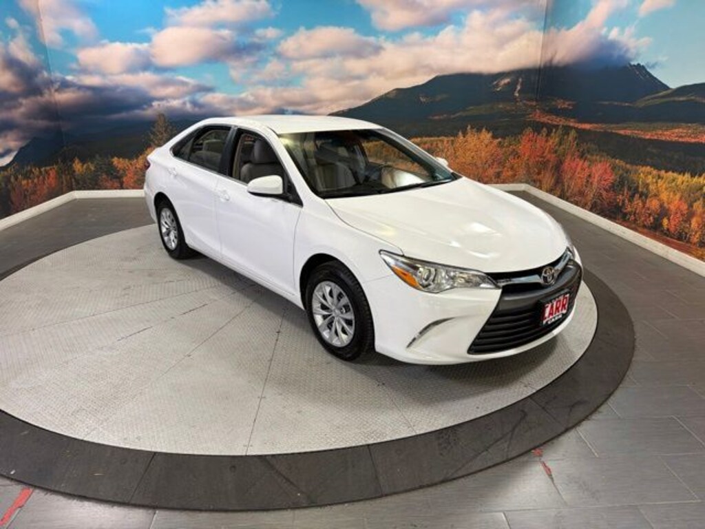 Used 2016 Toyota Camry LE Sedan