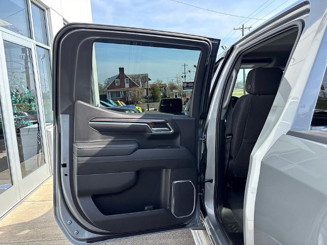 2023 Chevrolet Silverado 1500 LT - Photo 21