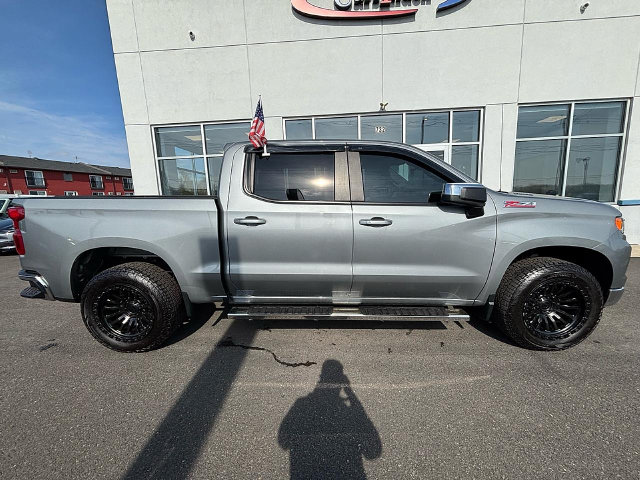 2023 Chevrolet Silverado 1500 LT - Photo 6