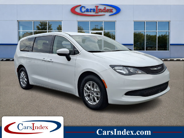 2023 Chrysler Voyager
