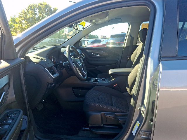 2024 GMC Terrain SLE - Photo 13