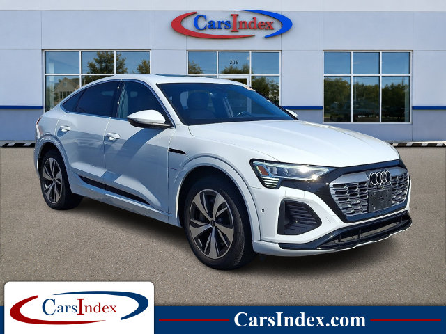 2024 Audi Q8 Sportback e-tron Premium Plus