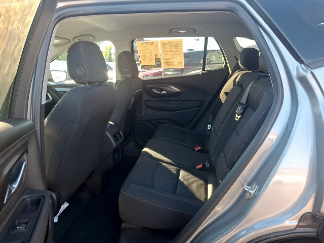 2024 GMC Terrain SLE - Photo 10