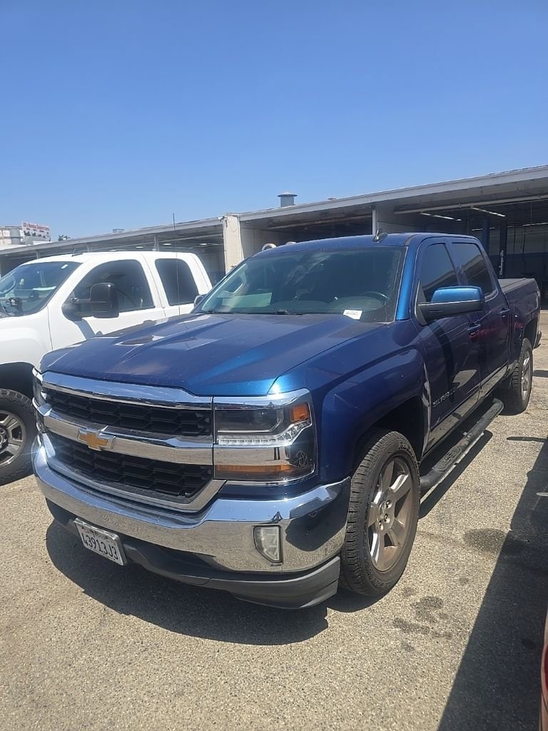 2017 Chevrolet Silverado 1500 LT Crew Cab Short Box's photo