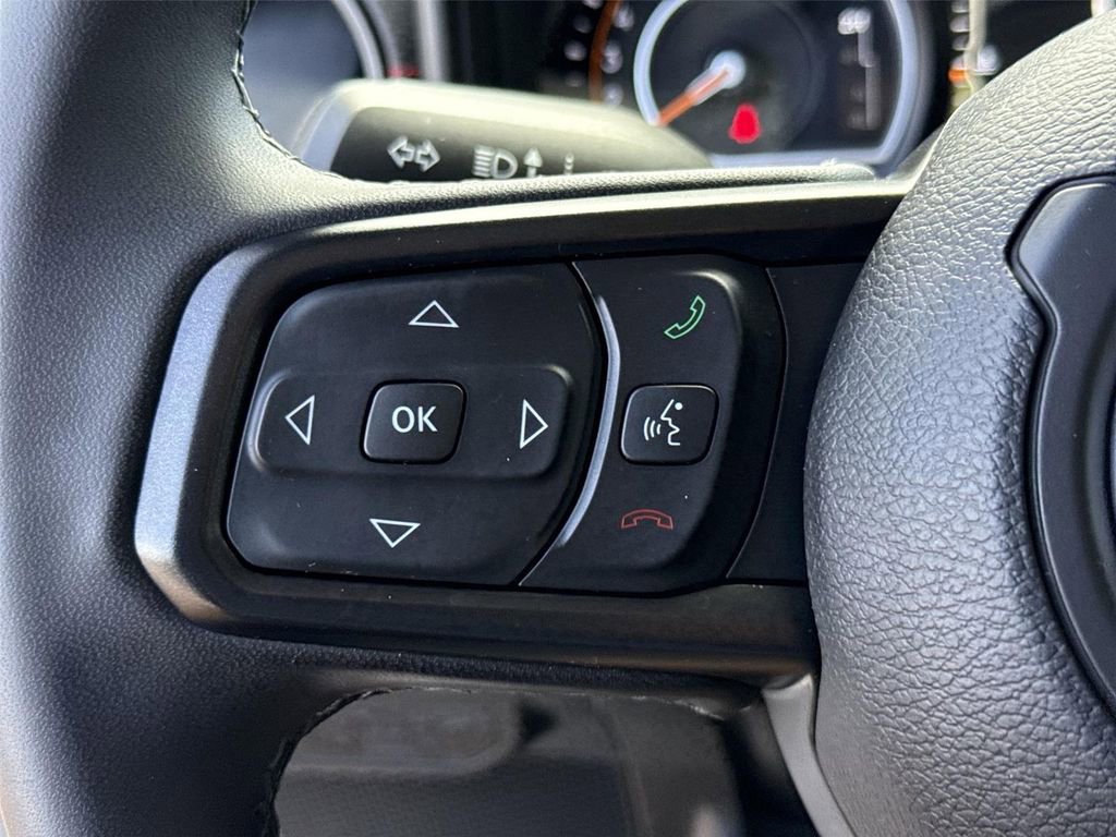 2025 Jeep Wrangler 4-Door Rubicon - Photo 33