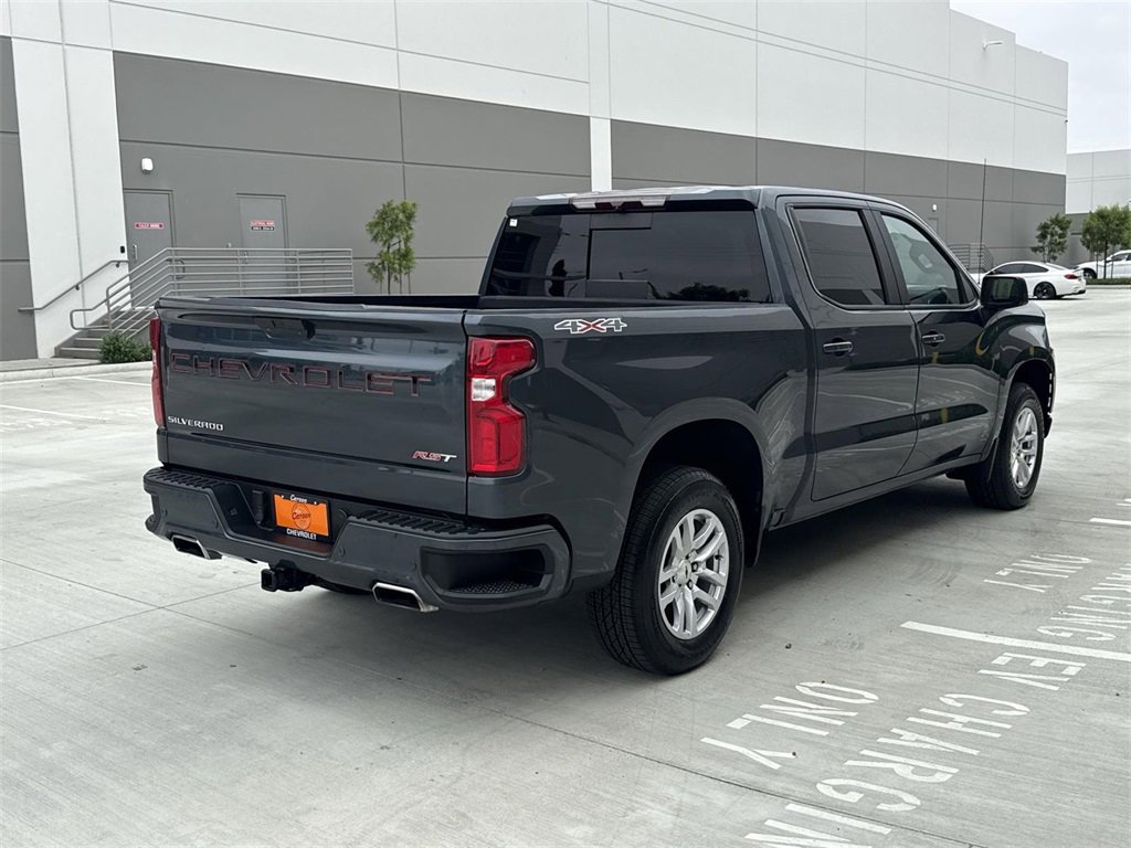 2020 Chevrolet Silverado 1500 RST photo 3
