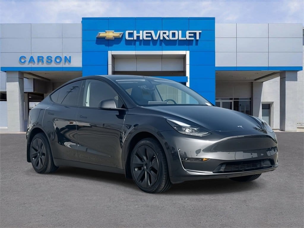 2024 Tesla Model Y Long Range's photo