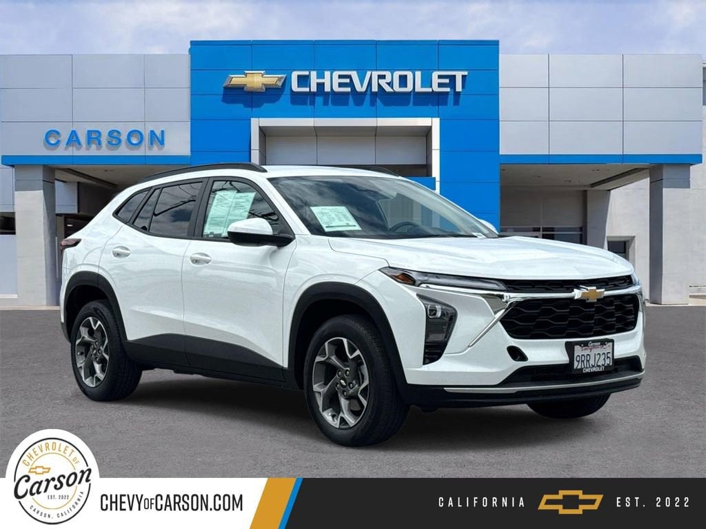 2025 Chevrolet Trax LT's photo
