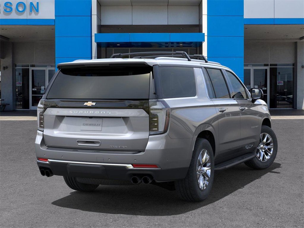 2025 Chevrolet Suburban Premier photo 4