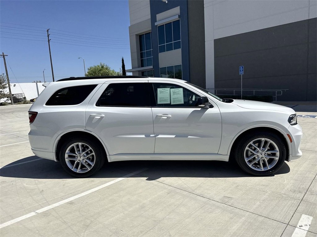 2023 Dodge Durango GT Plus photo 2