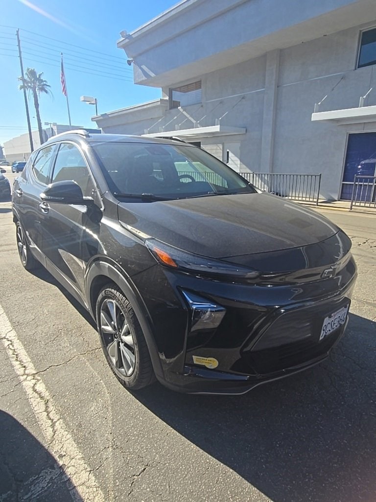 Used 2022 Chevrolet Bolt EUV LT with VIN 1G1FY6S01N4134625 for sale in Carson, CA