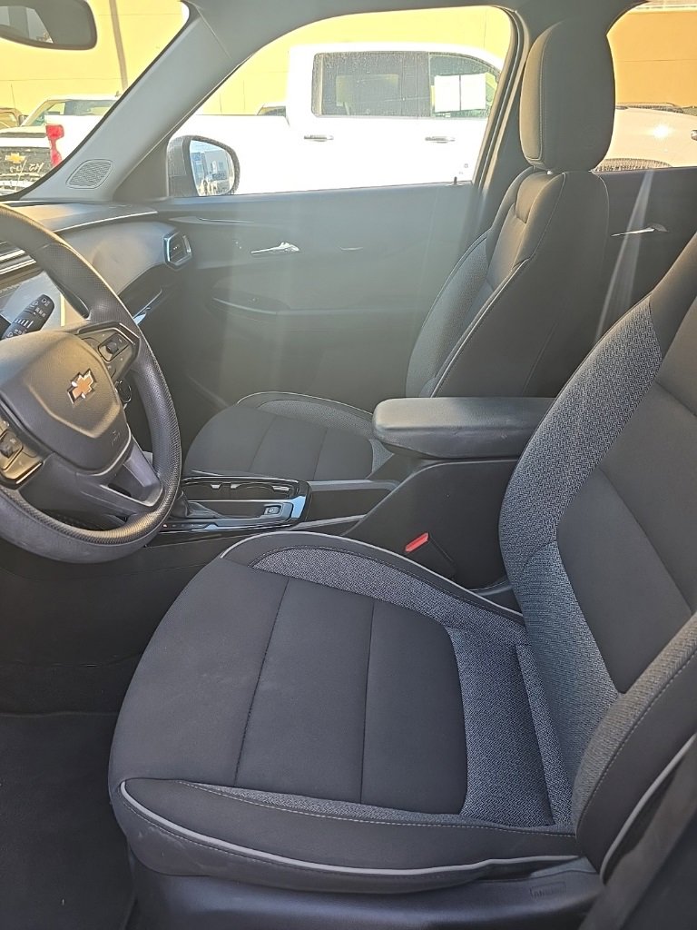 2023 Chevrolet Trailblazer LT photo 4