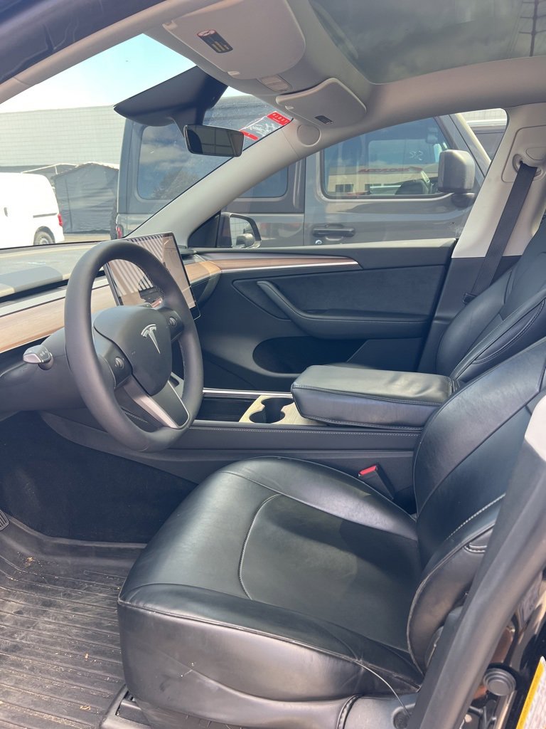 2023 Tesla Model Y Long Range photo 4