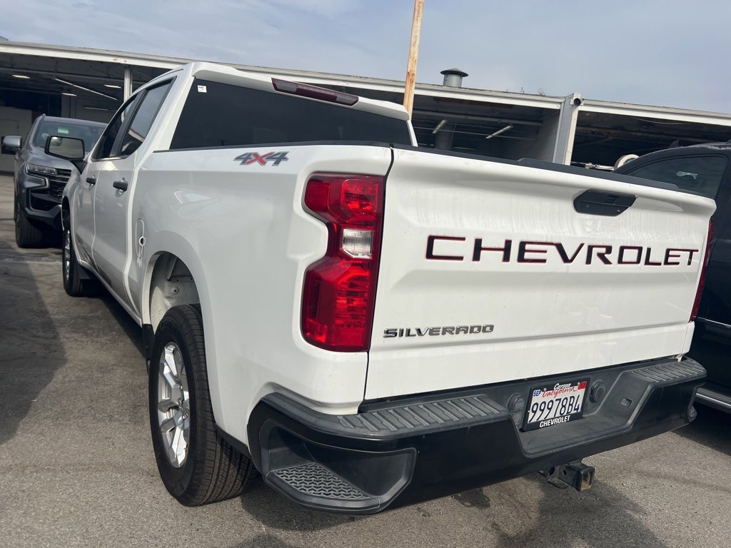 2021 Chevrolet Silverado 1500 photo 3