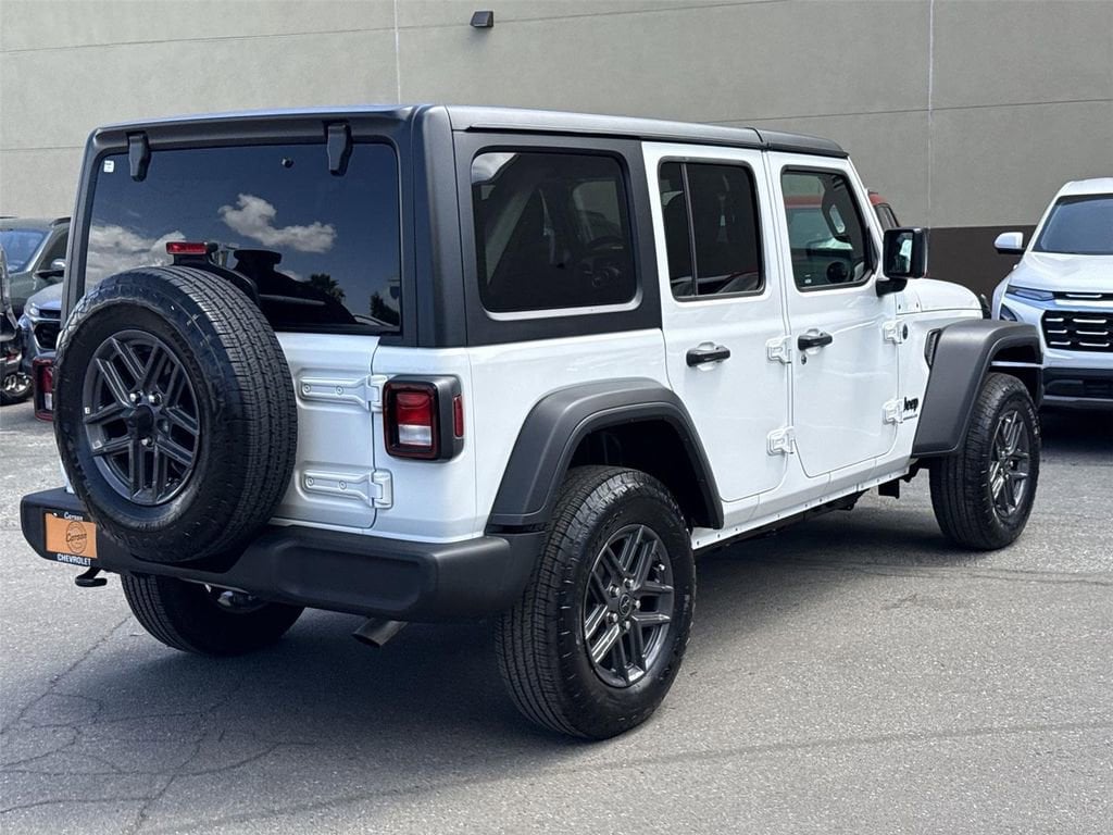 Used 2025 Jeep Wrangler 4-Door Summit 4x4 SUV