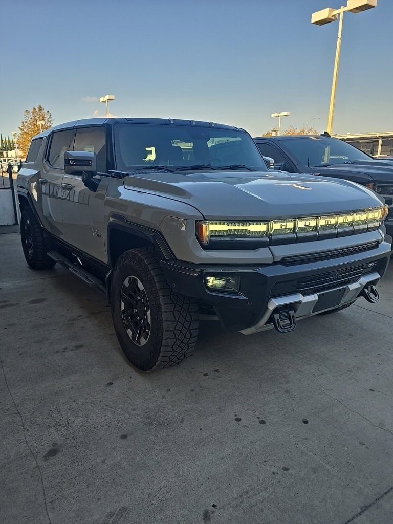 Used 2024 GMC HUMMER EV 2X with VIN 1GKB0NDE1RU108519 for sale in Carson, CA