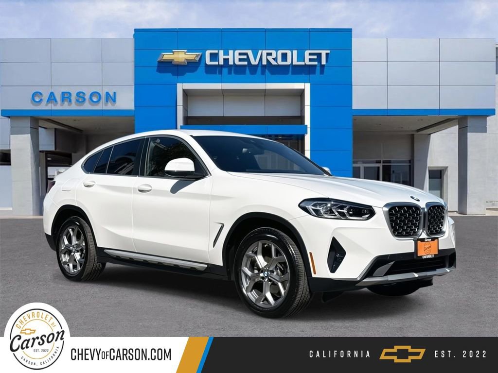 2025 BMW X4 xDrive30i's photo